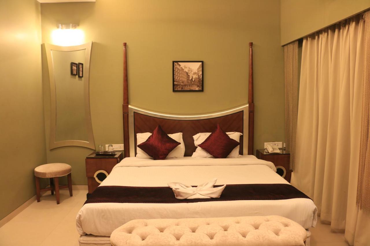 Jalsa Hotel & Banquets,Индор Екстериор снимка