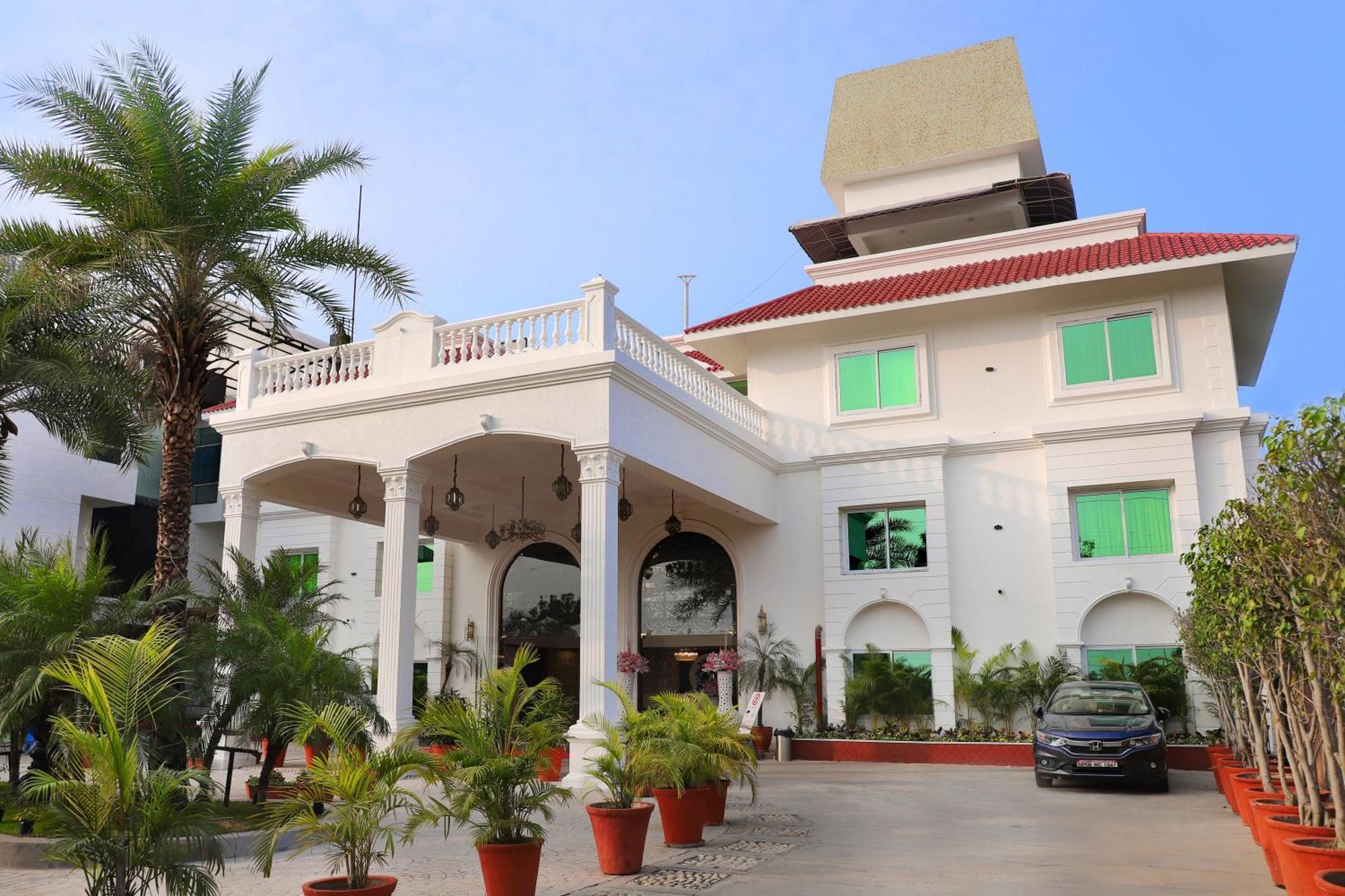 Jalsa Hotel & Banquets,Индор Екстериор снимка
